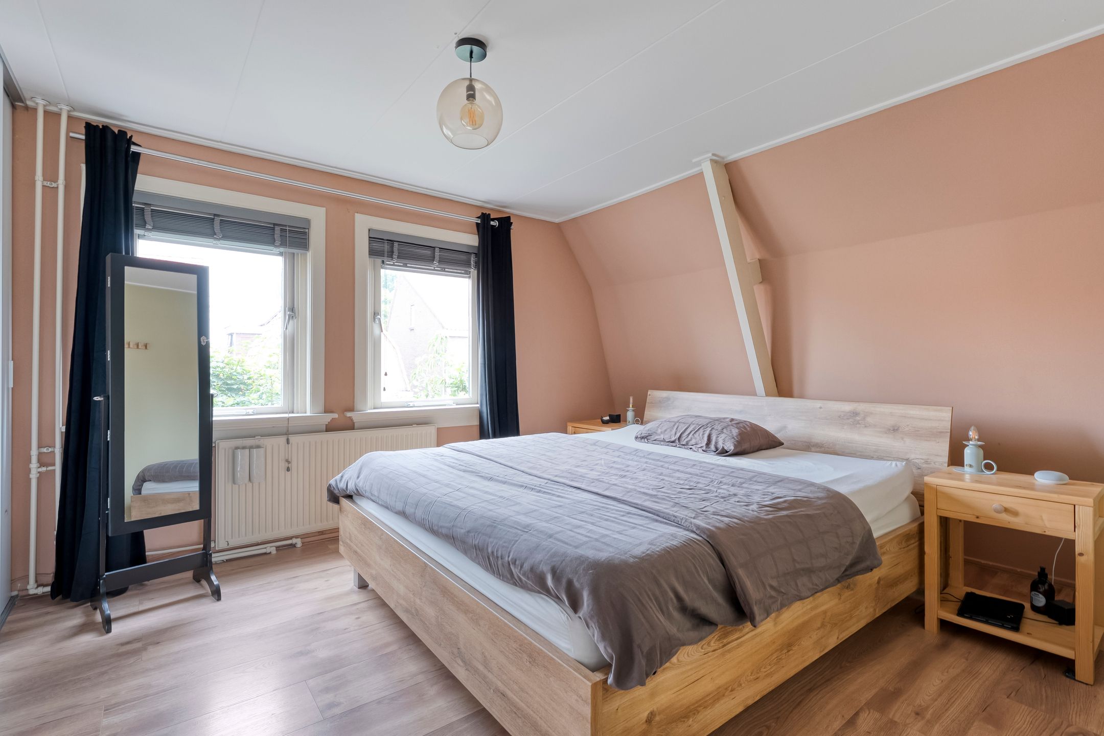 Foto 18 van Soembastraat 24