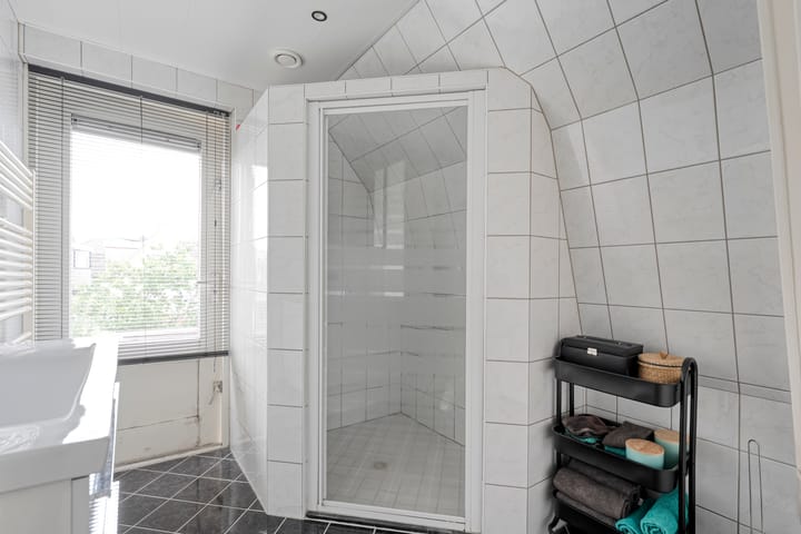 Photo 20 of Soembastraat 24