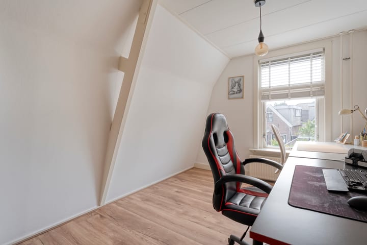 Photo 23 of Soembastraat 24