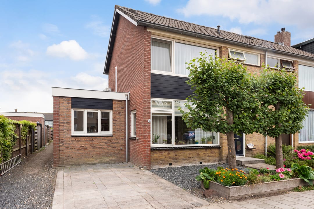 Foto 1 van Fresiastraat 1