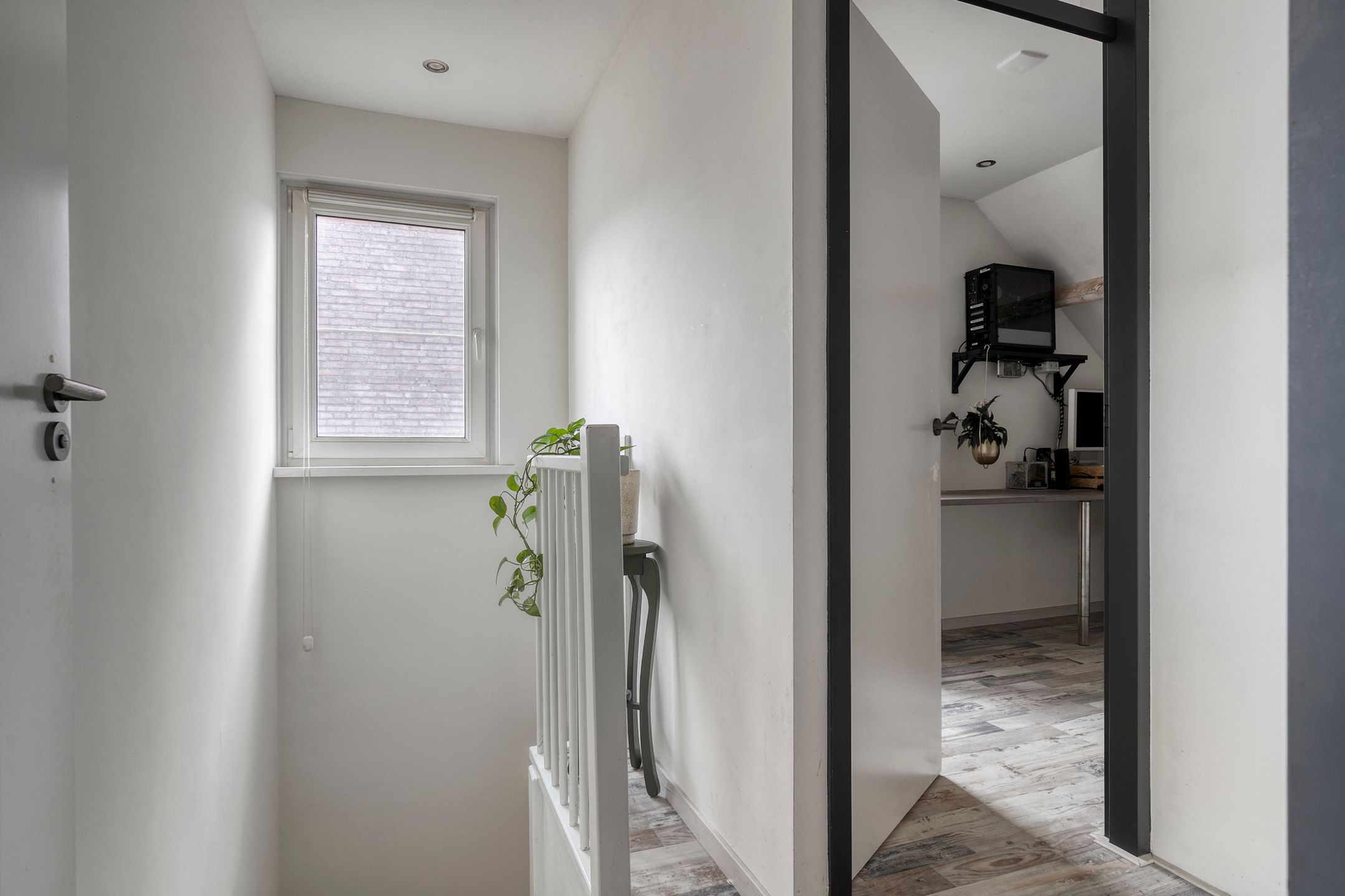 Photo 15 of Roerdomp 91