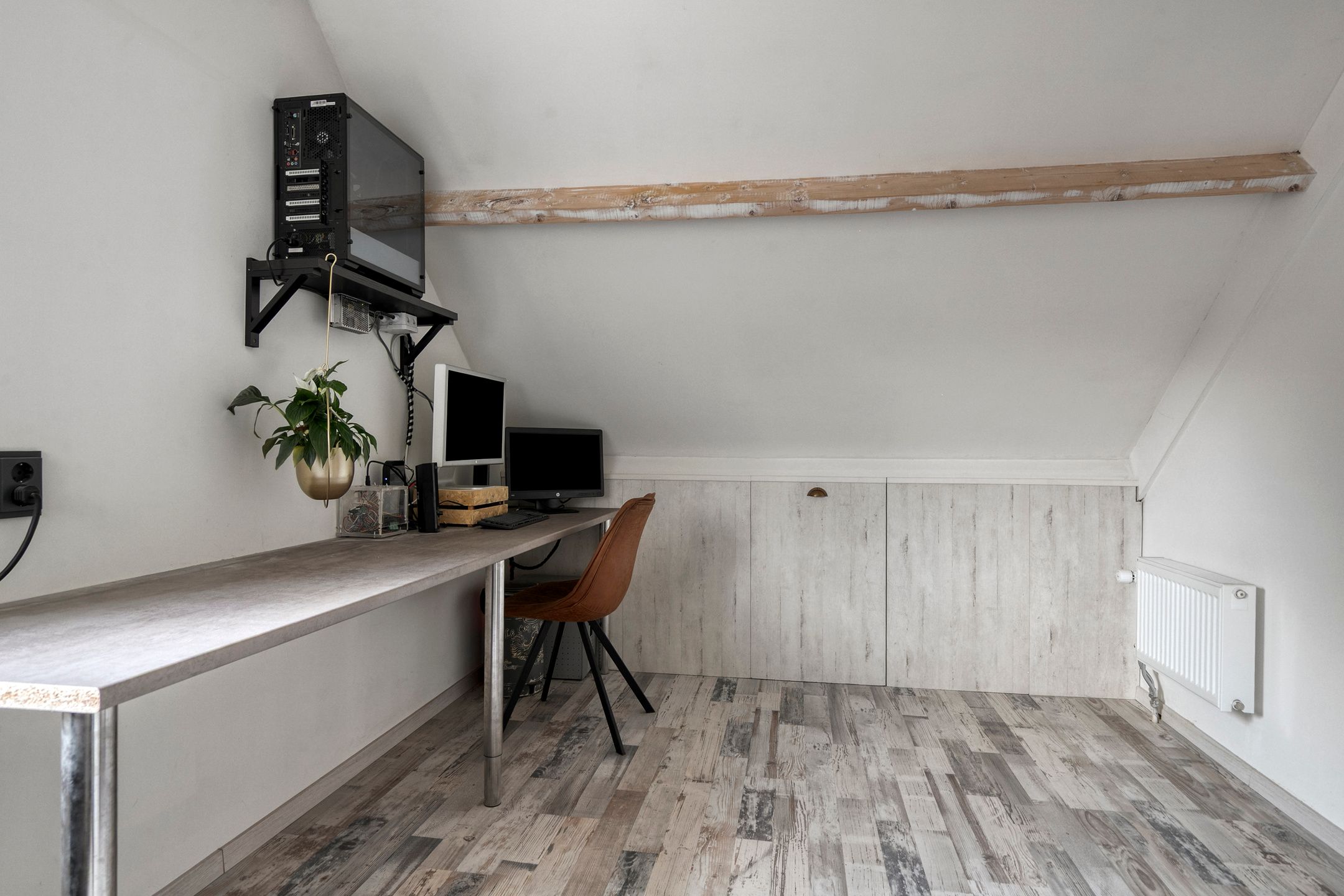 Photo 21 of Roerdomp 91