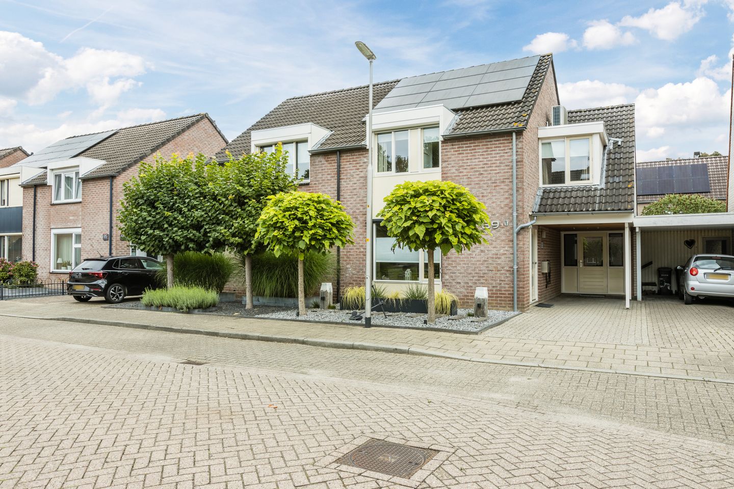 Photo 1 of Laan '40-'45 89