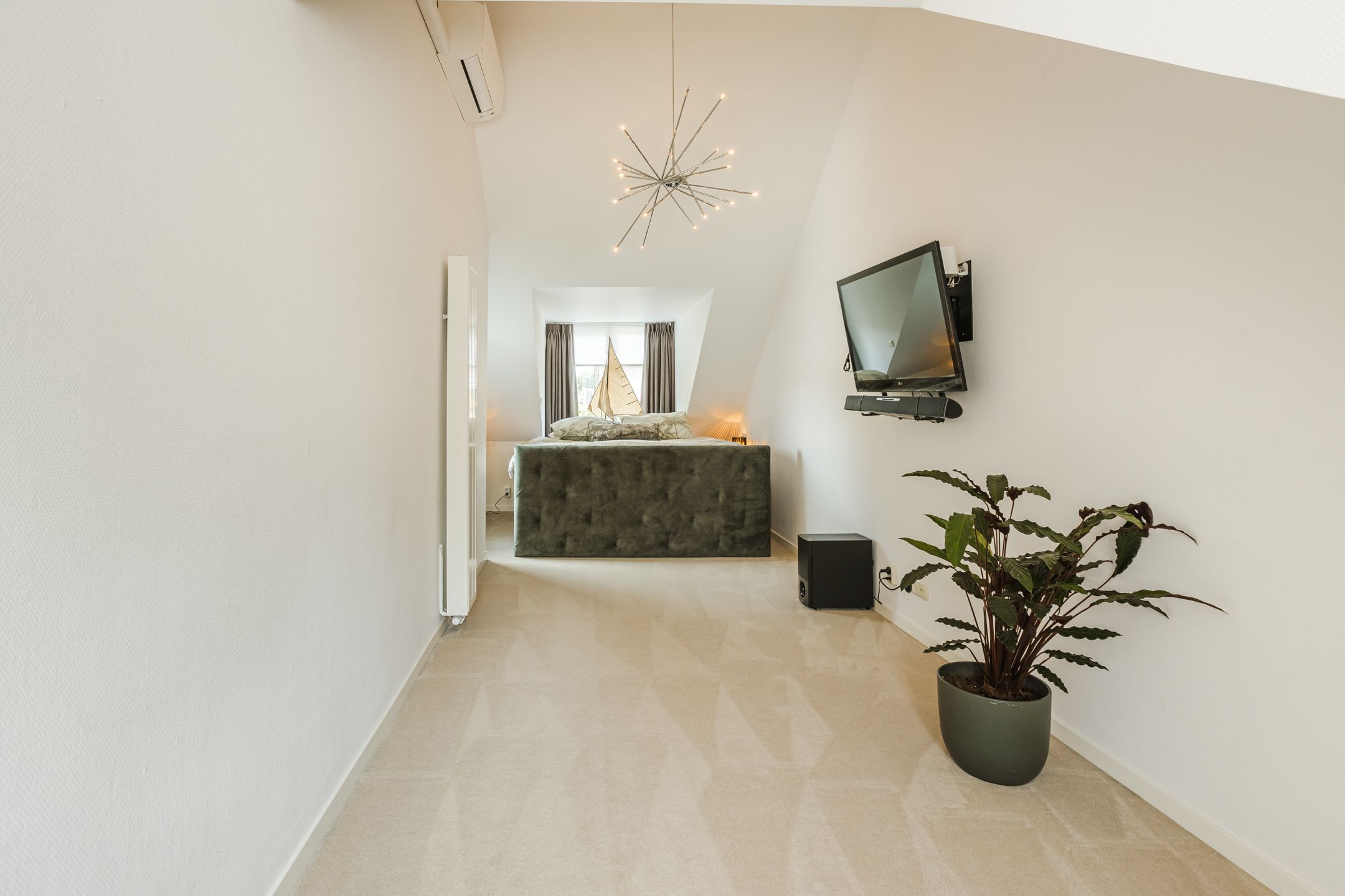 Photo 33 of Laan '40-'45 89