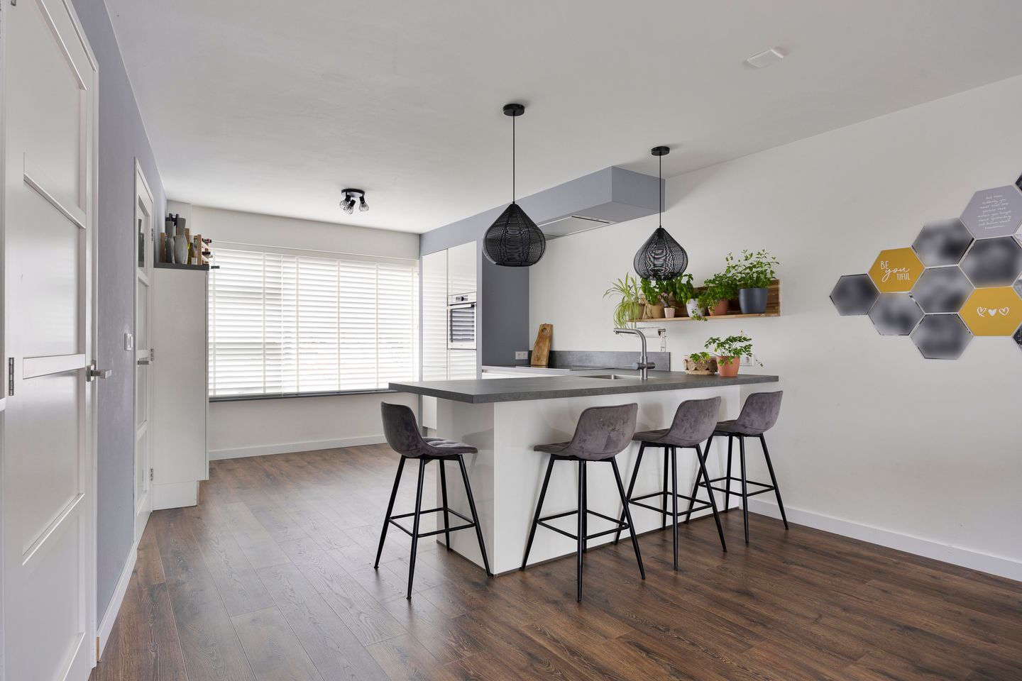 Foto 19 van Muntendamstraat 3