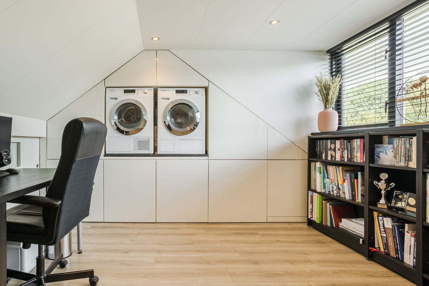 Photo 50 of Laan '40-'45 89