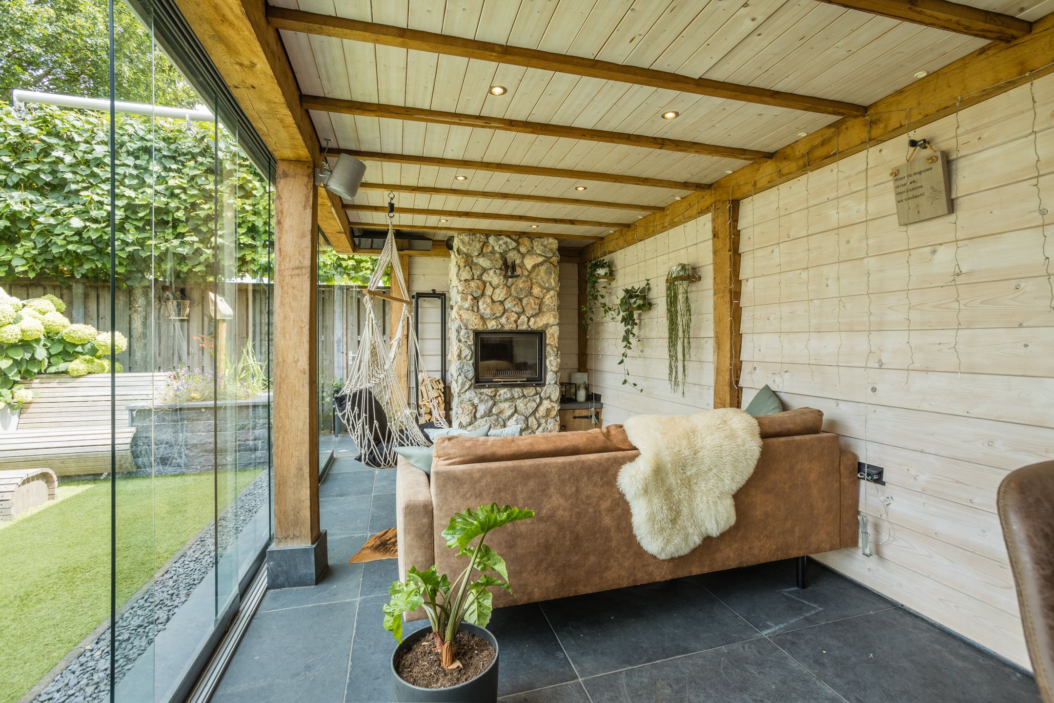 Photo 63 of Laan '40-'45 89