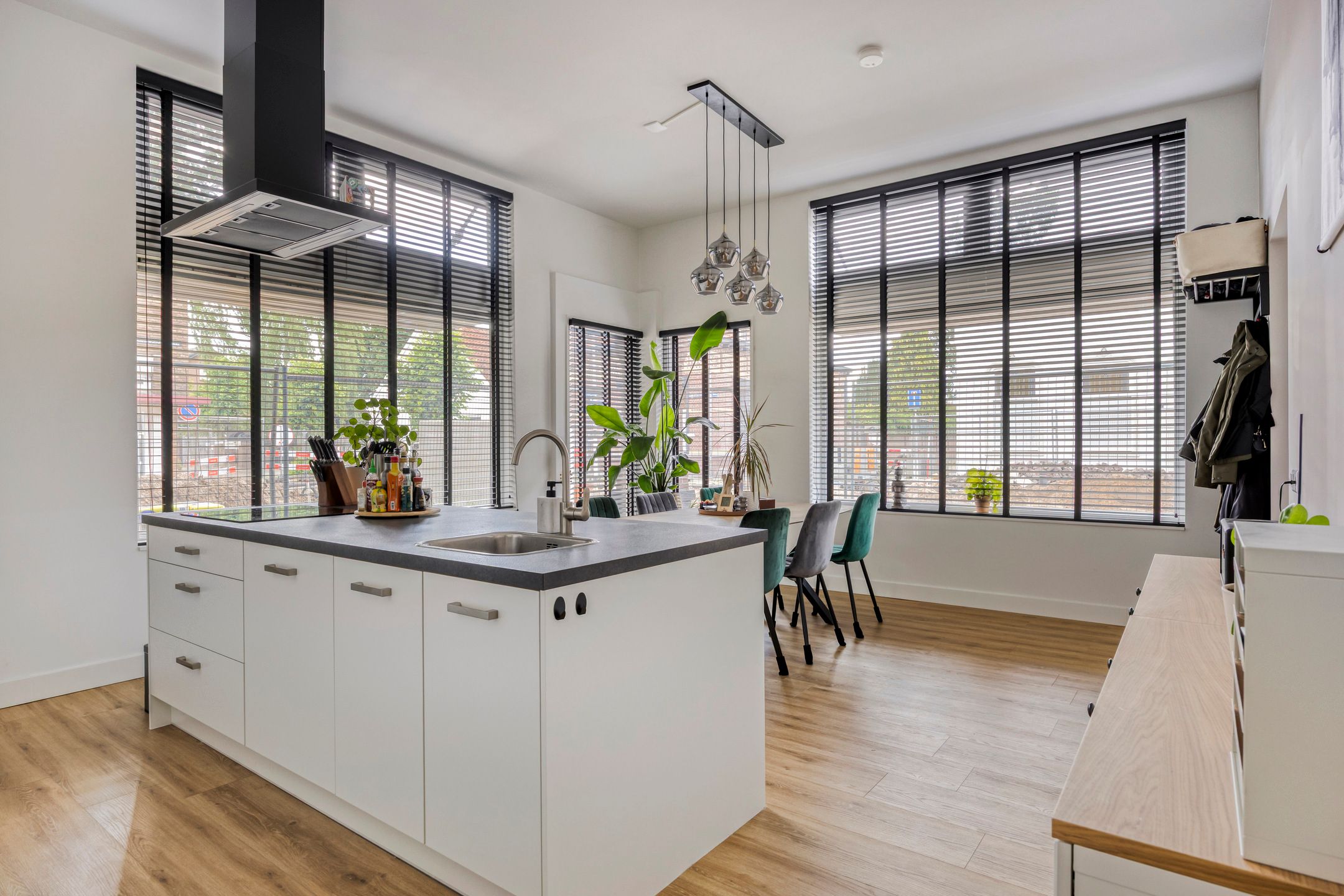 Photo 3 of Loeffstraat 38-A