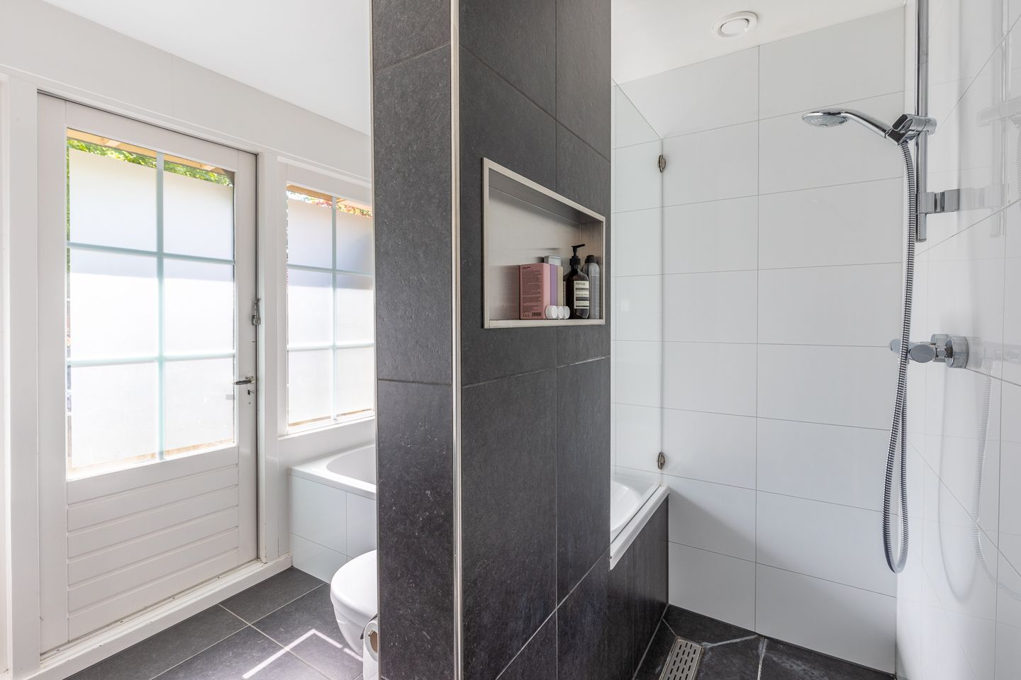 Foto 20 van Hoge Larenseweg 303