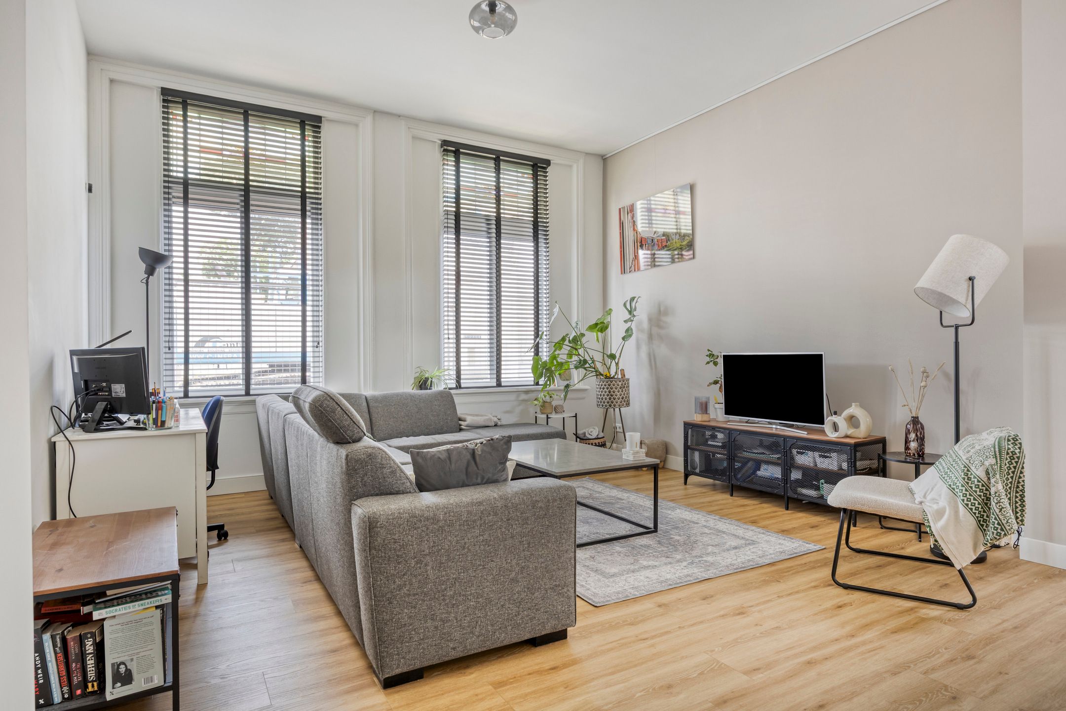 Photo 9 of Loeffstraat 38-A