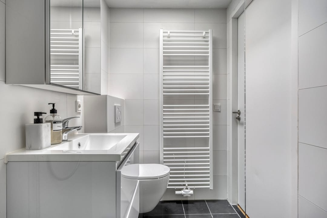 Photo 16 of Loeffstraat 38-A