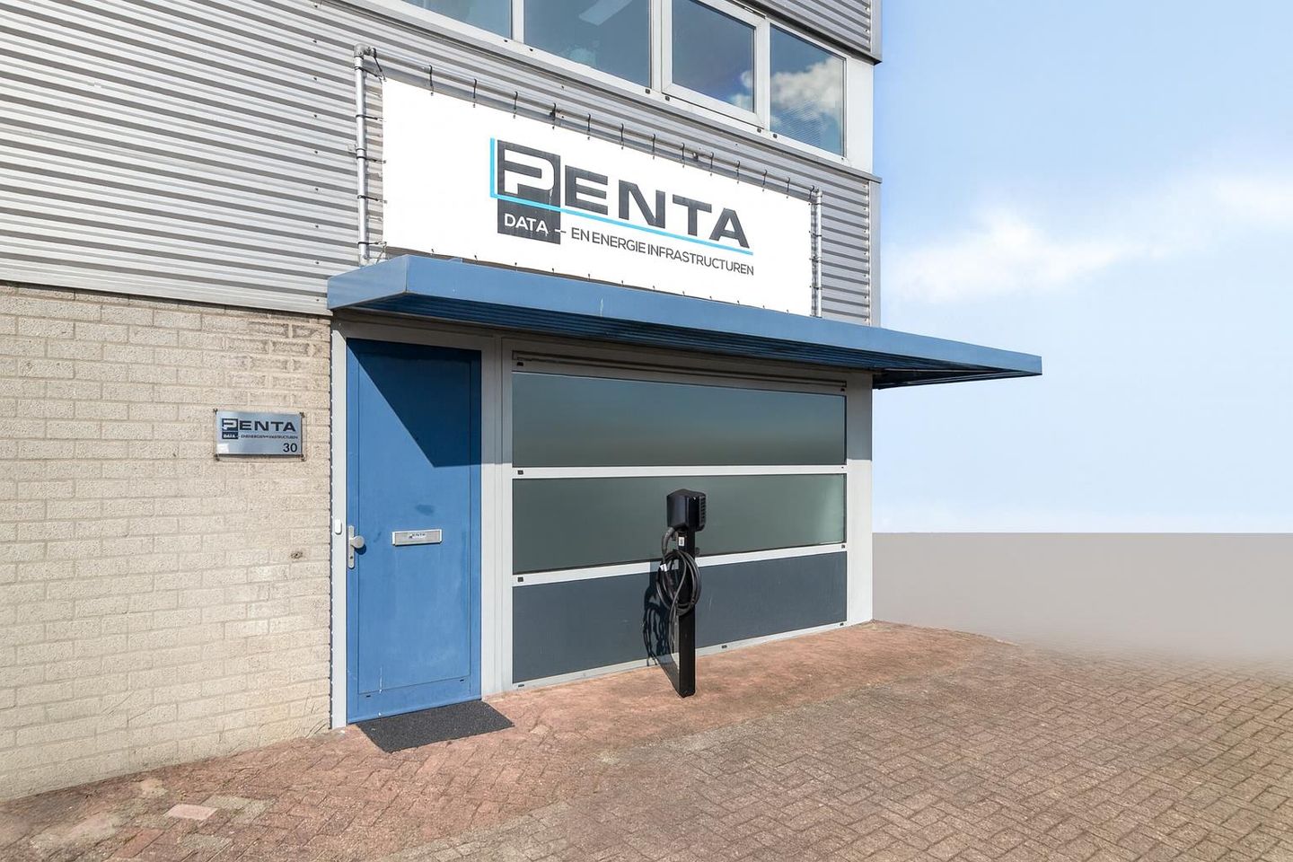 View photo 2 of Rudolf A. Jasstraat 30