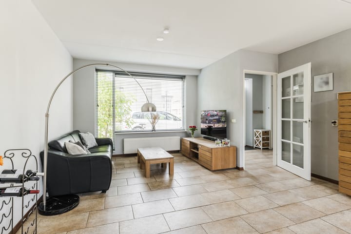 Foto 2 van Steve Bikostraat 29