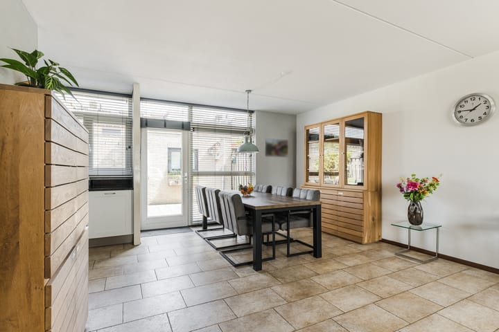 Foto 5 van Steve Bikostraat 29