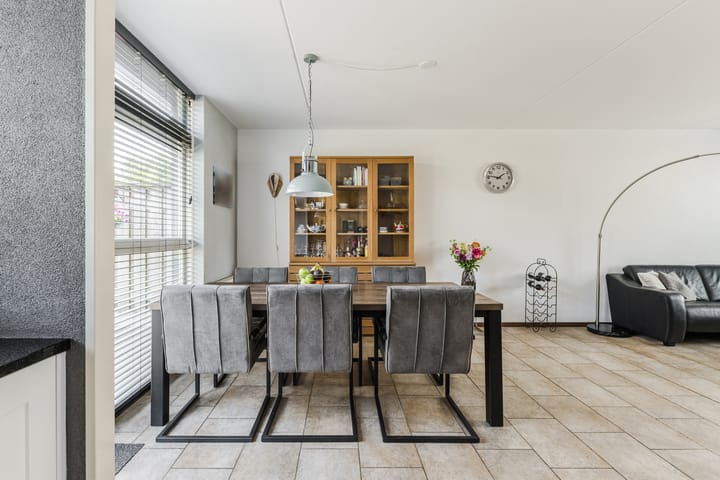 Foto 6 van Steve Bikostraat 29