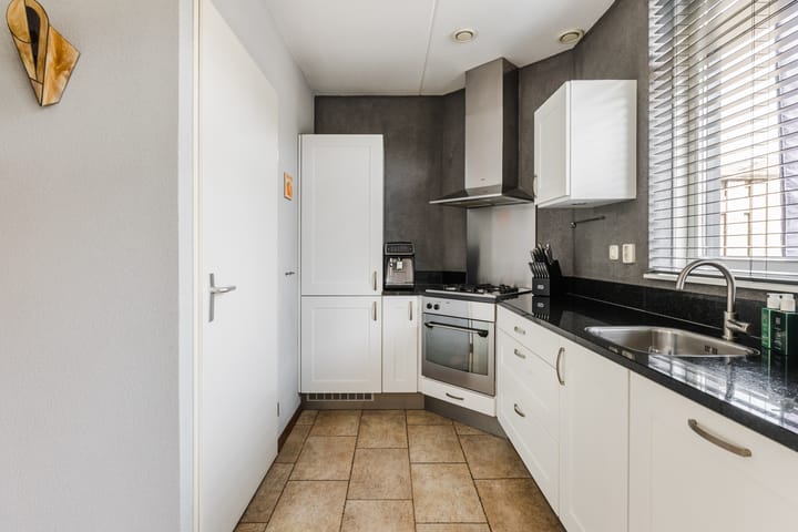 Foto 8 van Steve Bikostraat 29