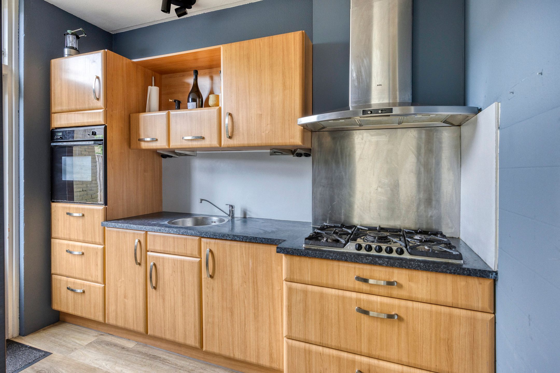 Photo 12 of Jan Mankeshof 94