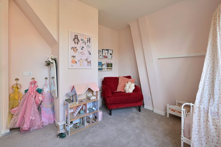 Foto 16 van Celebeslaan 1