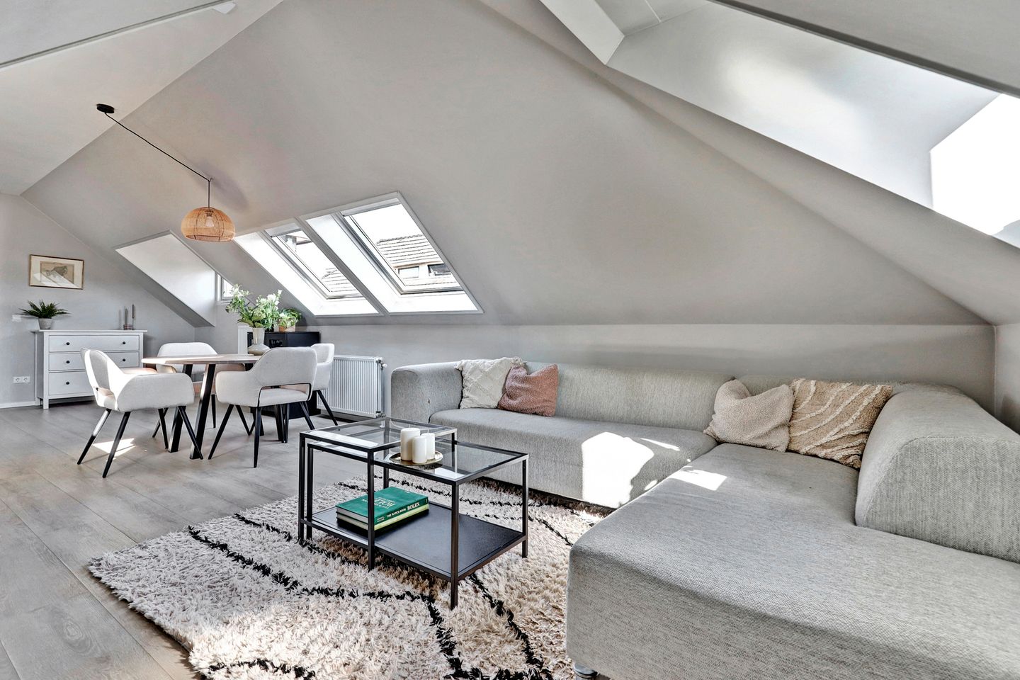 Foto 10 van Tweede Walstraat 31-B