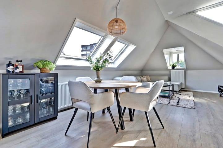 Foto 13 van Tweede Walstraat 31-B