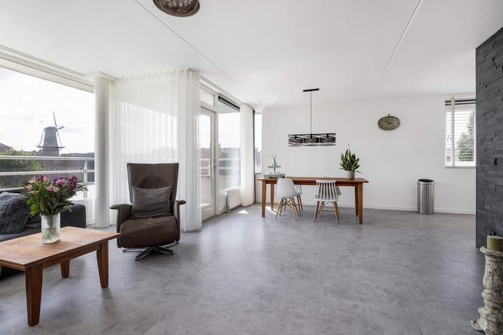 Foto 8 van Joop den Uyllaan 11