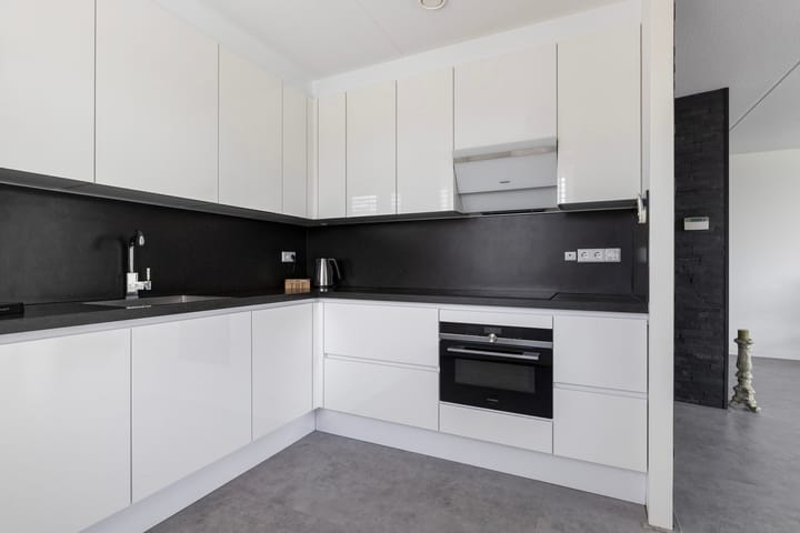 Foto 15 van Joop den Uyllaan 11