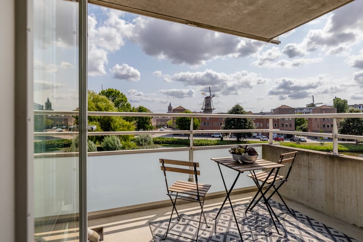 Foto 30 van Joop den Uyllaan 11