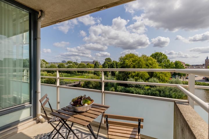 Foto 33 van Joop den Uyllaan 11