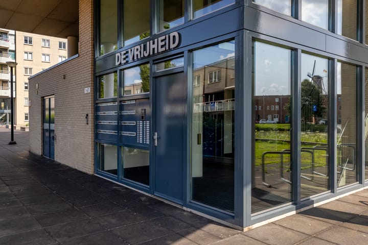 Foto 51 van Joop den Uyllaan 11