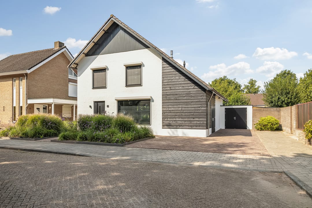 Foto 1 van Emmastraat 23