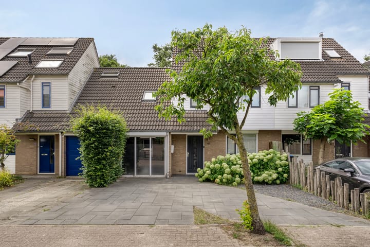 Foto 7 van Hermelijnweide 40