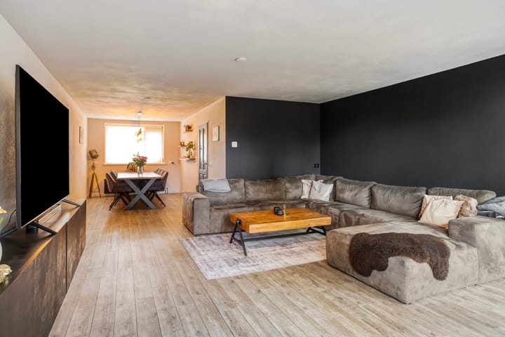 Foto 13 van Hermelijnweide 40