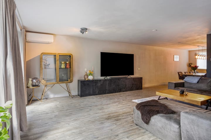 Foto 14 van Hermelijnweide 40