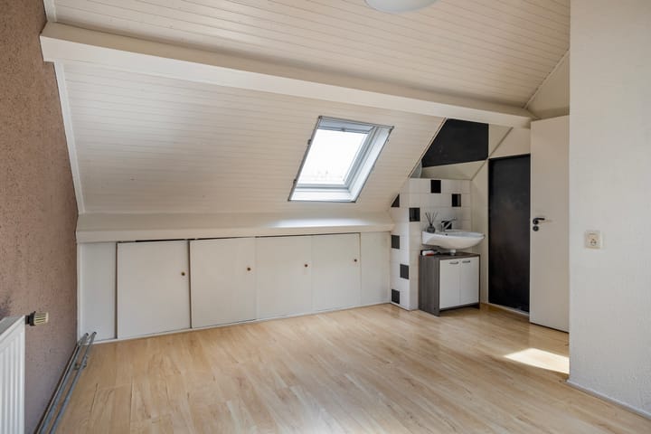 Foto 38 van Hermelijnweide 40