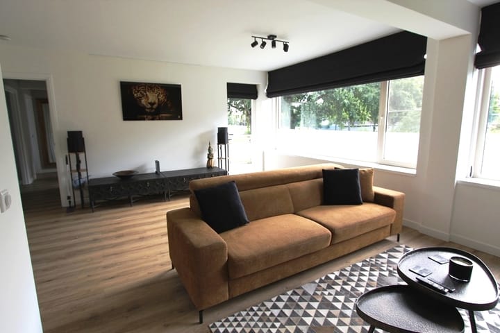 Photo 5 of Ruysdaelstraat 81