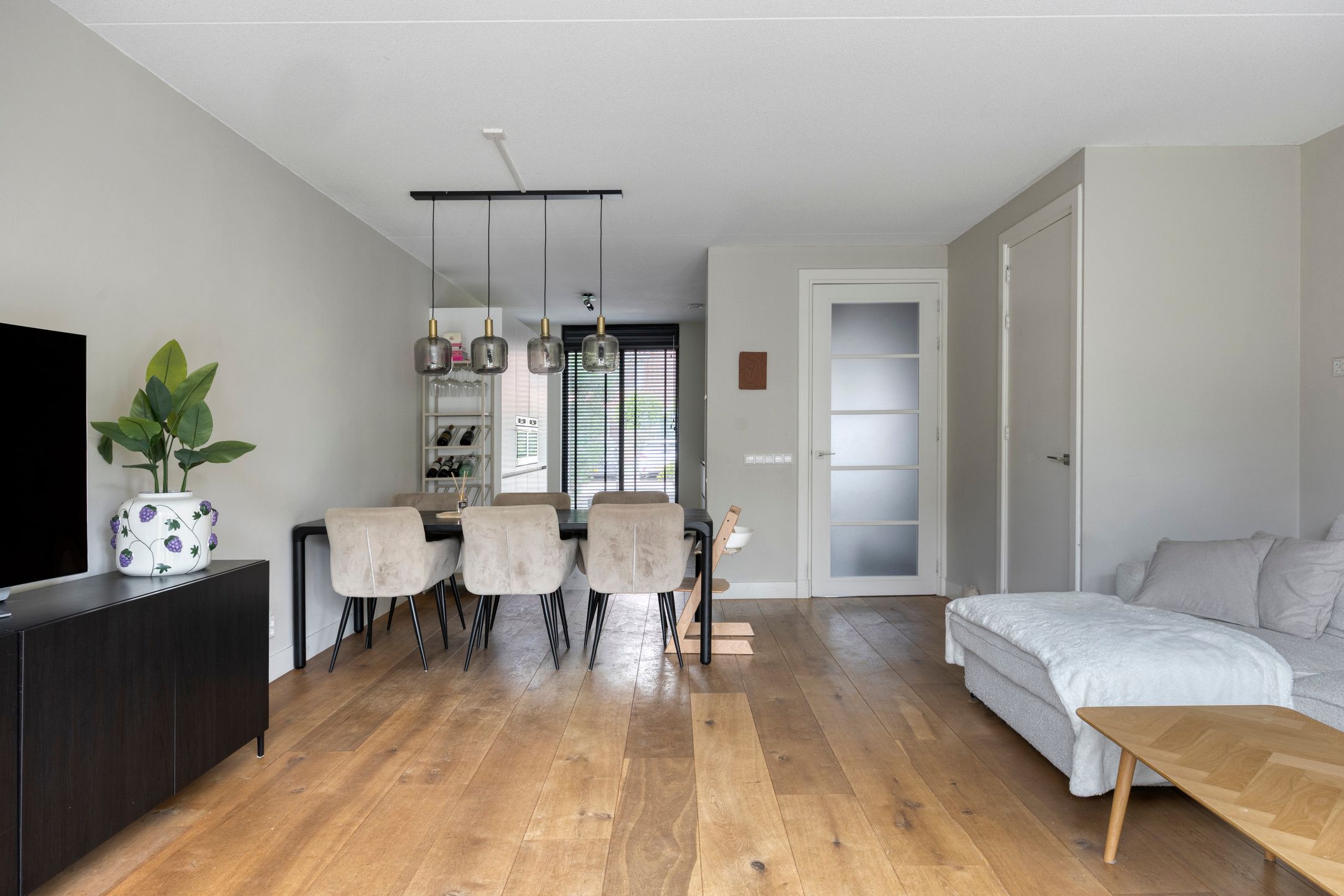 Photo 3 of Donaulaan 48