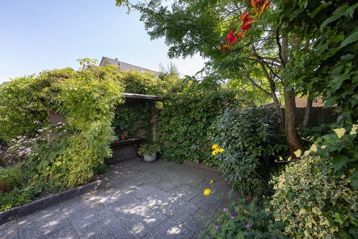 Foto 22 van W.G.A.J. Röringstraat 10