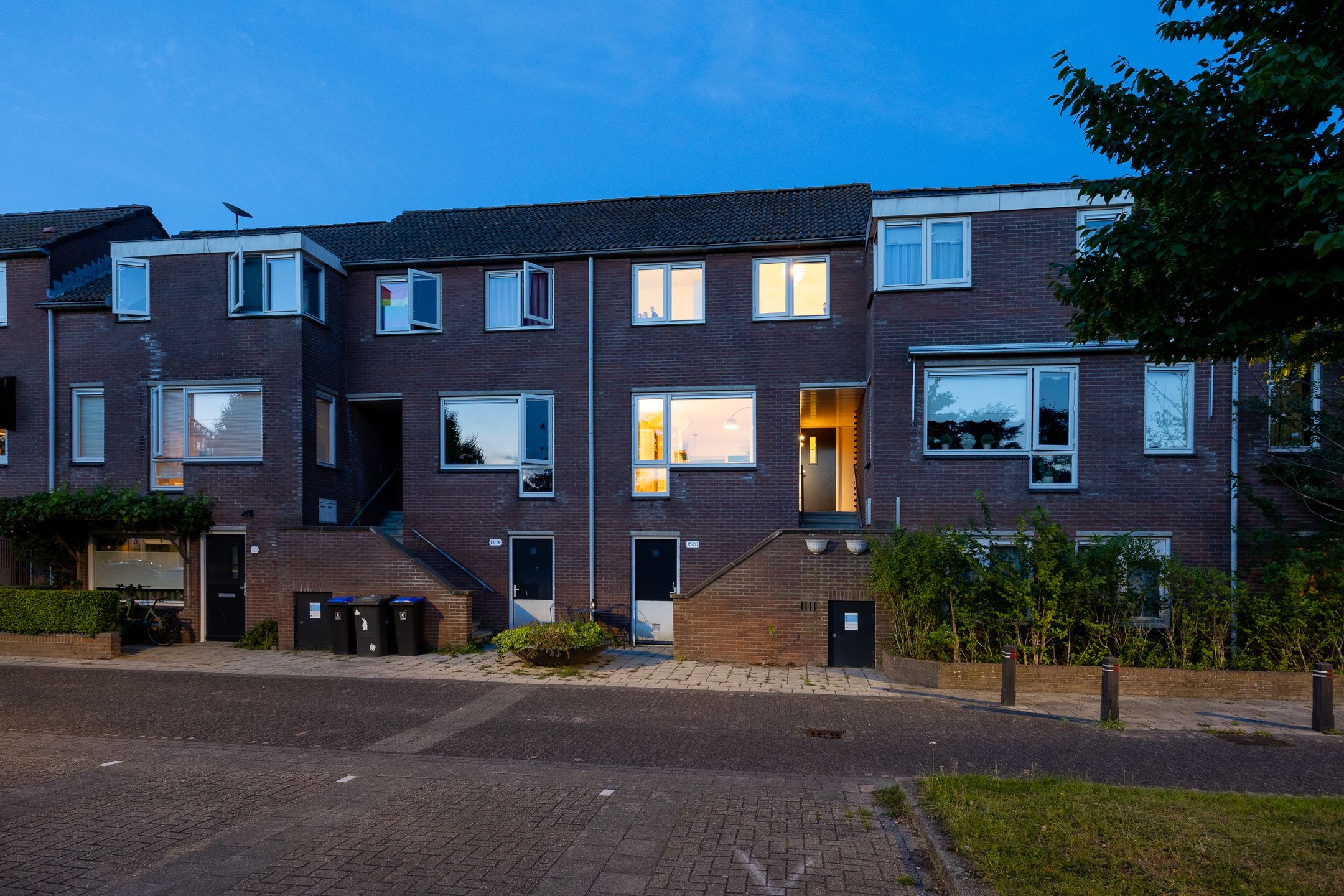 Foto 36 van Gazellestraat 18