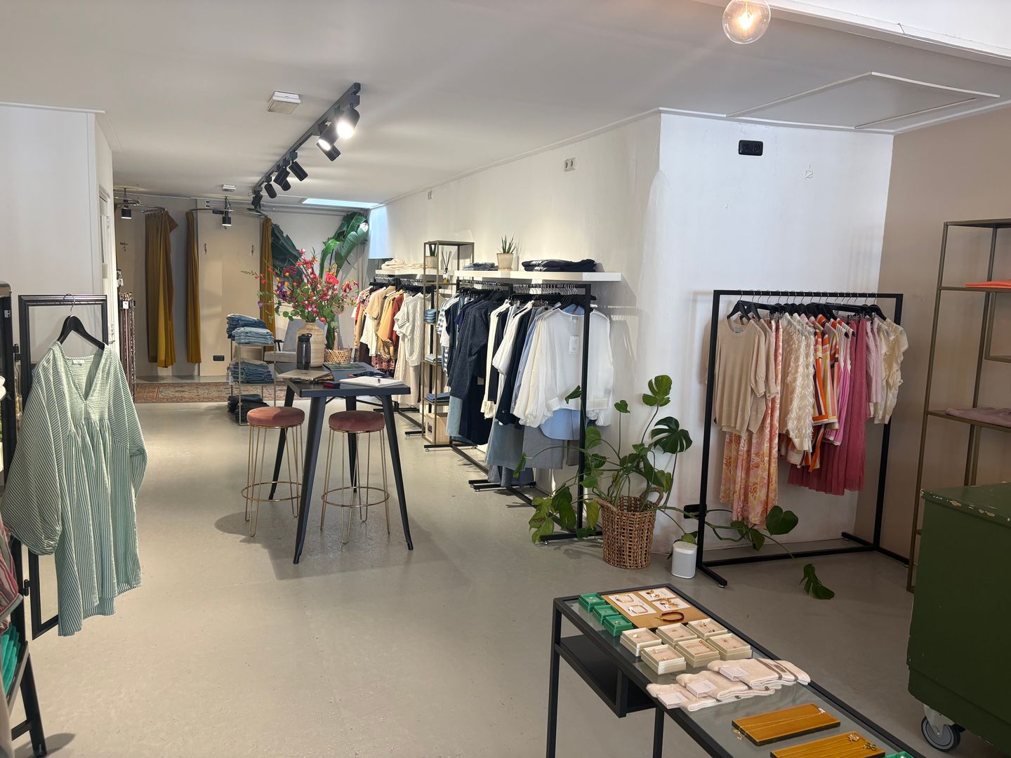 Bekijk foto 3 van Sassenstraat 43