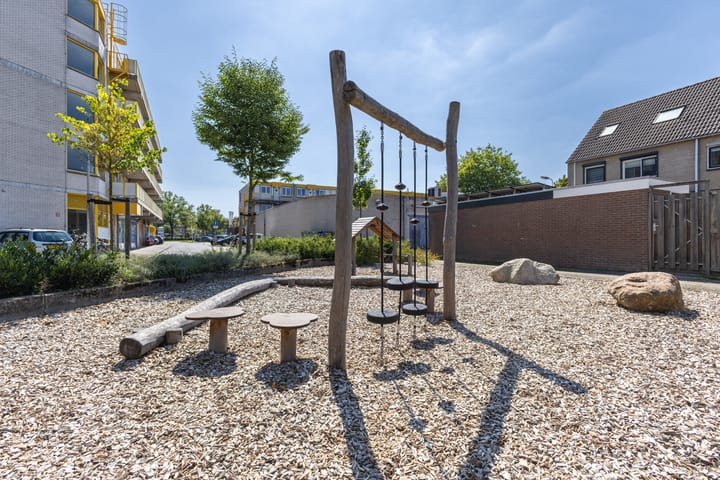 Foto 36 van Van Brammenstraat 21