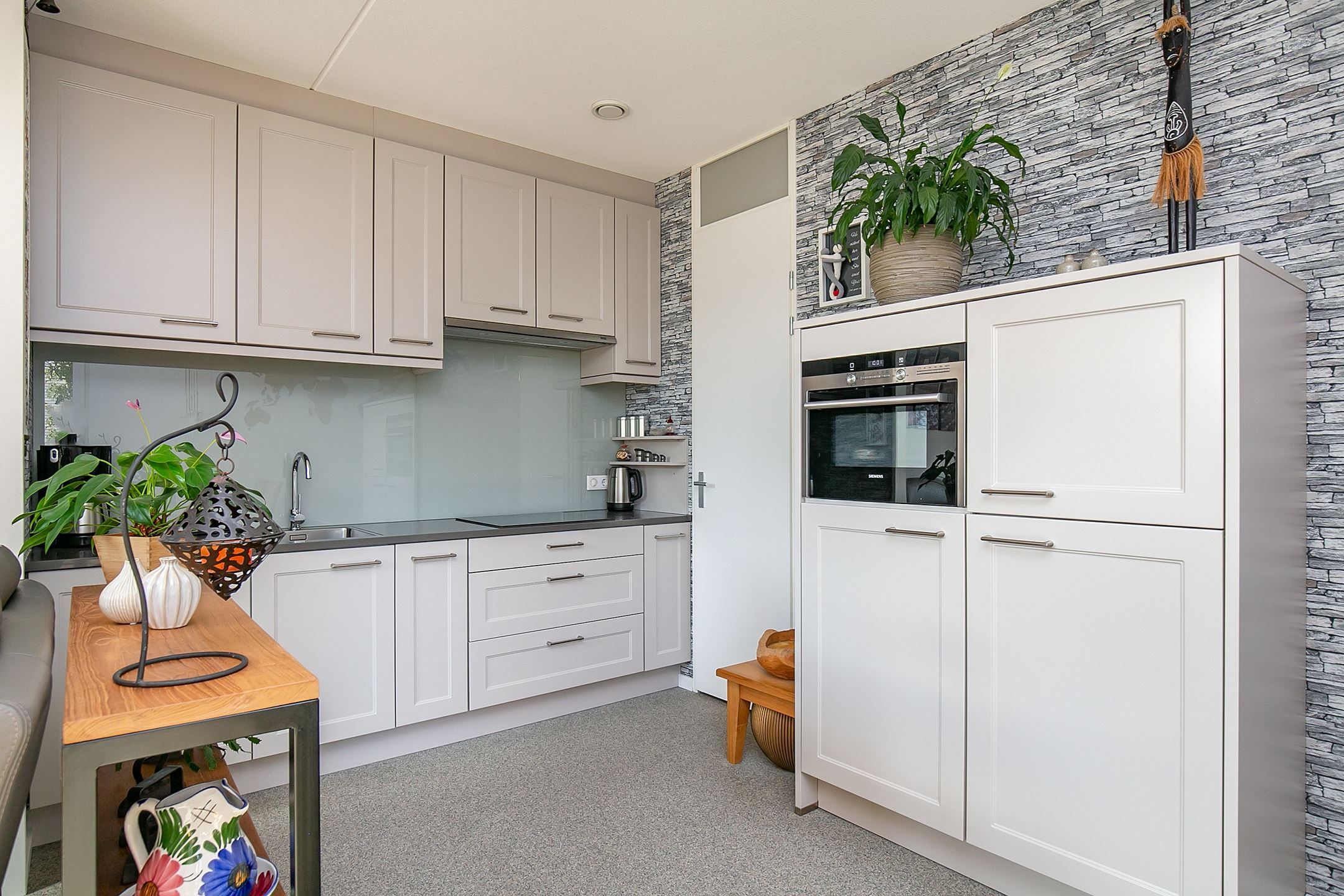 Photo 9 of Scharwoudestraat 114