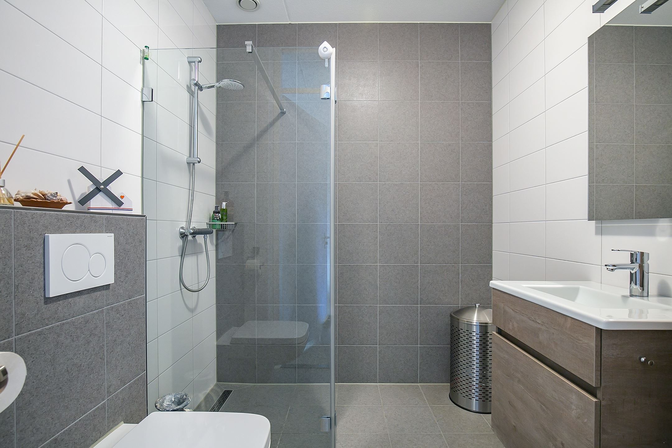 Photo 15 of Scharwoudestraat 114