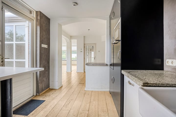 Foto 14 van van Assendelftstraat 92