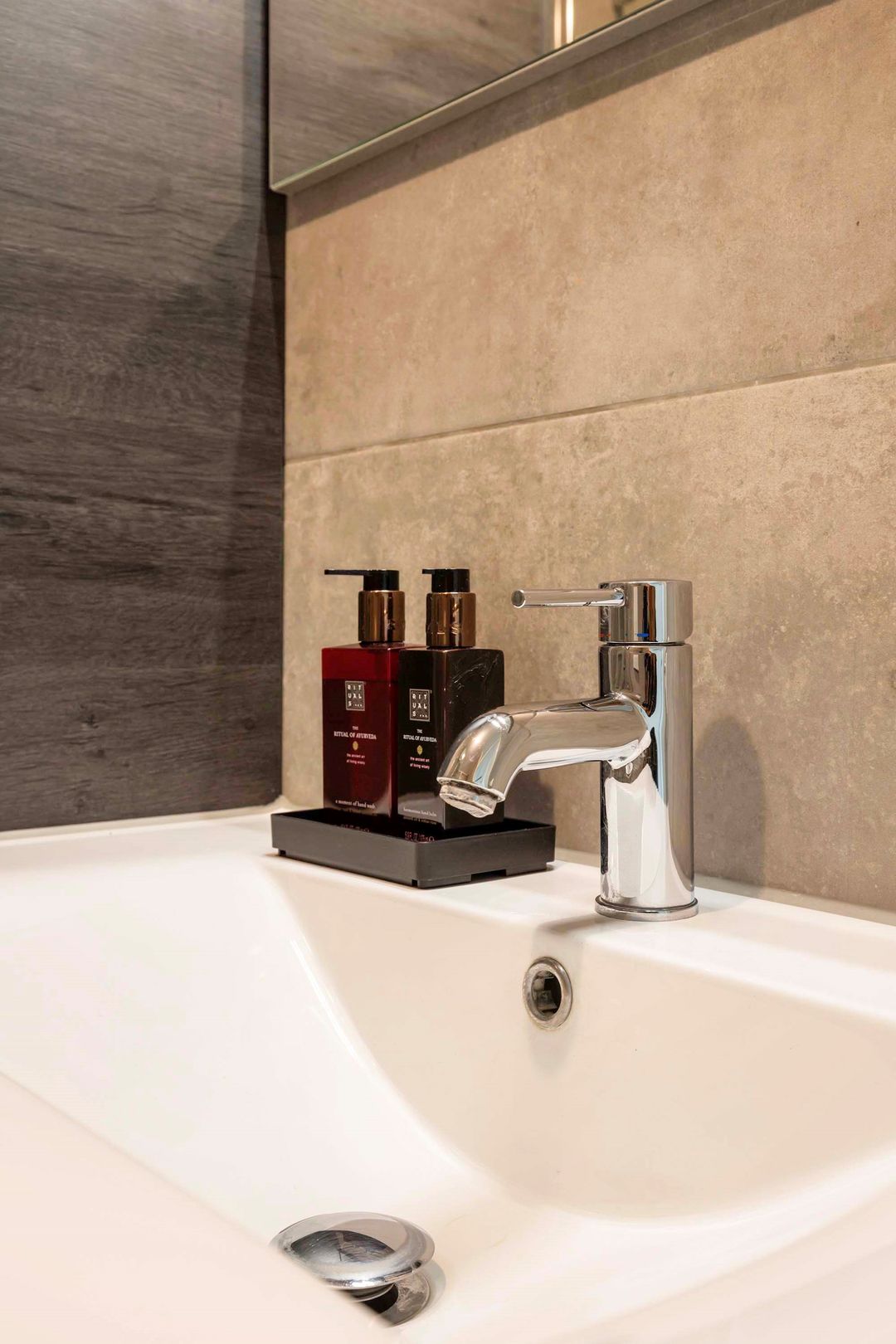 Foto 26 van Nobelstraat 56