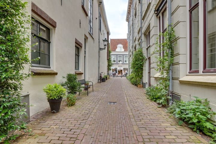 Photo 20 of Breedesteeg 1-02