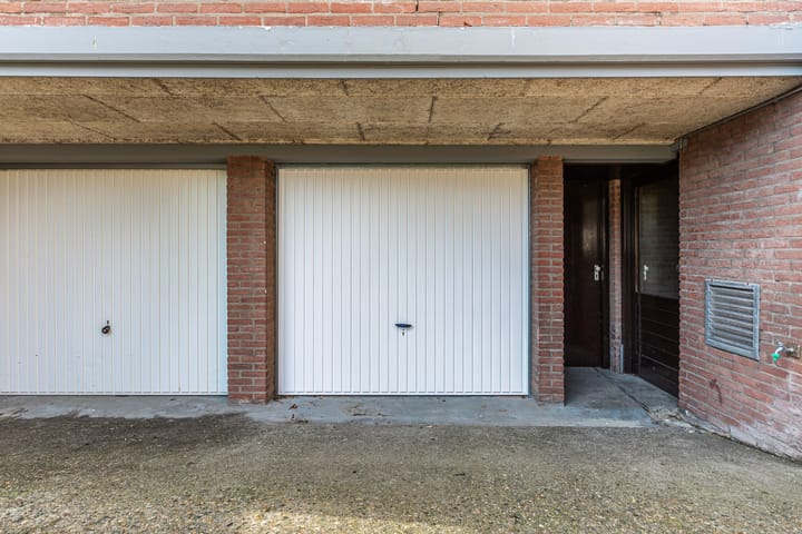 Foto 2 van Hoeker 23