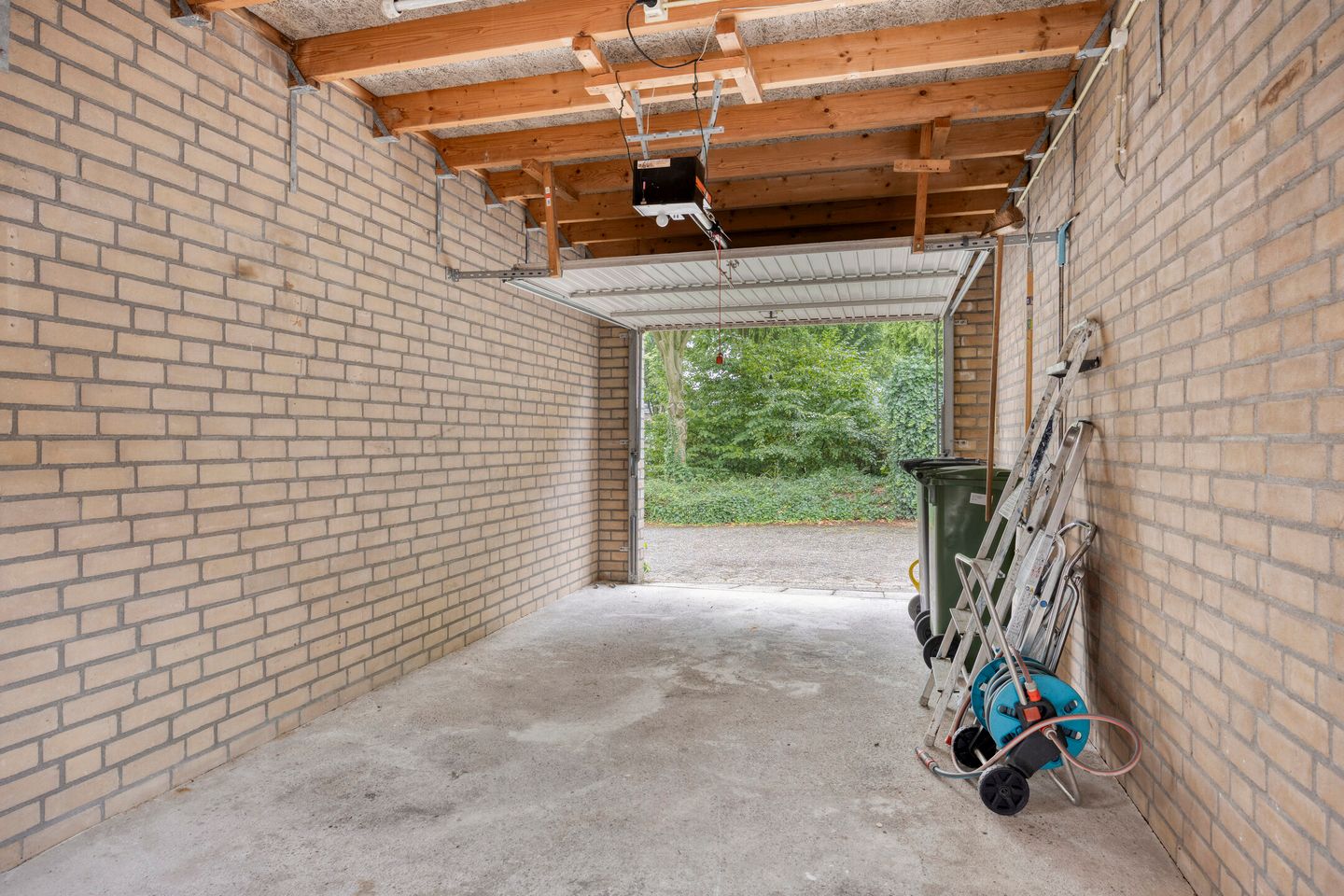 Photo 35 of Frans Michelsstraat 15