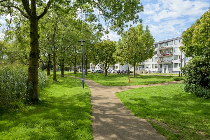 Foto 45 van Lachappellestraat 67-B