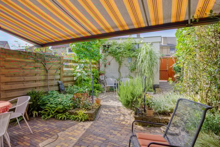 Photo 18 of Begoniastraat 16