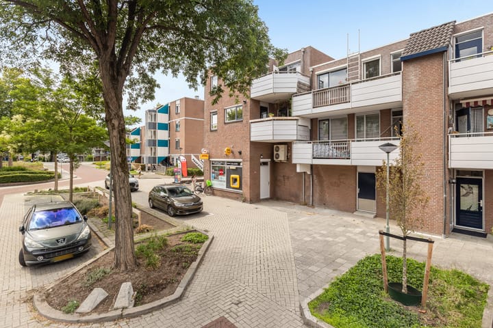 Foto 1 van Pearl Buck-erf 195